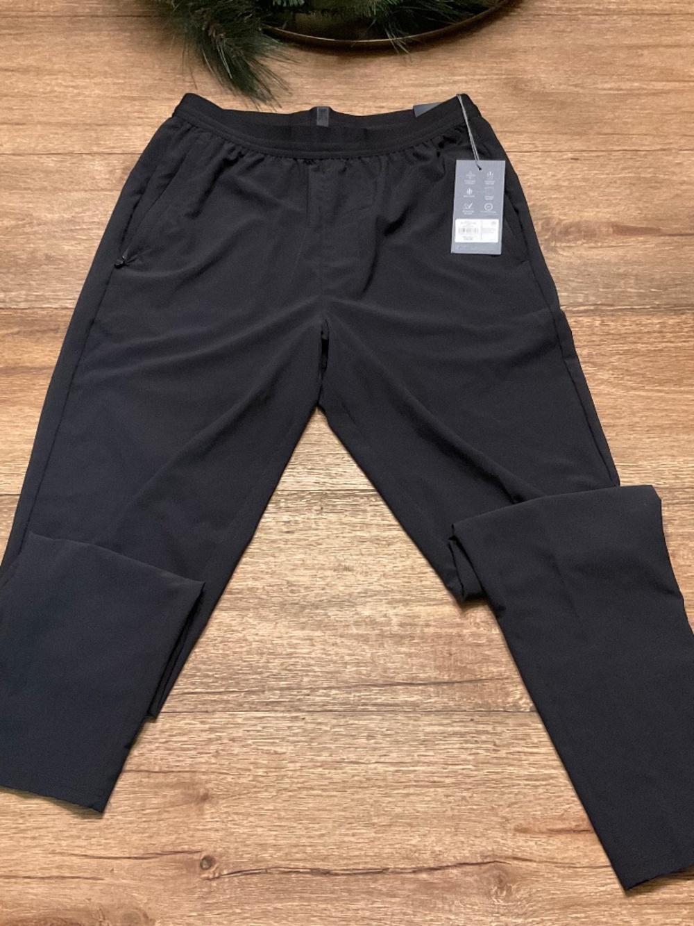 DICK’S SPORTING GOODS MEN’S VRST ACCELERATE SLIM FIT ATHLETIC PANT
